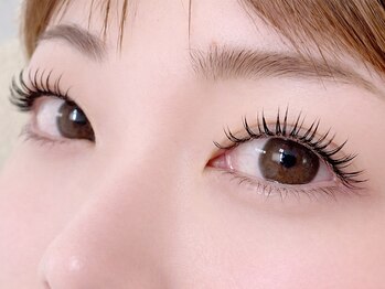 エメローズ 池袋店(AIMEROSE)の写真/【特許技術LCOAT導入】モチが違う！実力派TOPアイリスト施術◎オーダーメイドまつげ￥6600～