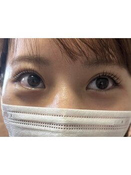 ナチュラル上品な目元にしたい