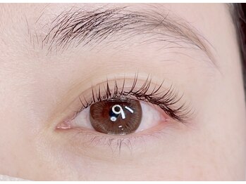 デイズ アイ ベクシー(Day`s eye Becsy)の写真/技術力で差がつくLEDフラットラッシュ導入!圧倒的持続力で格上まつげへ!オイルクレンジング対応まつエク