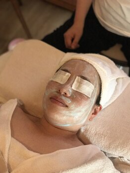 ネフェルティティ 緑地公園店(Nefertity)/◆フェイシャル