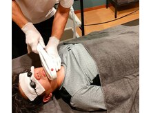 アウリンコ(Aurinko)/男性の太く強いヒゲにも強力照射