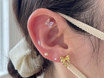 アトレ(Attrait)/耳ツボジュエリー