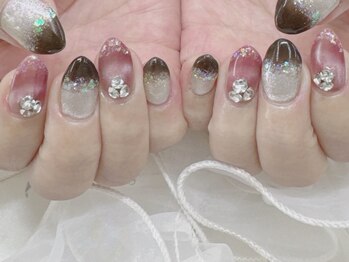 ハニービービー(Honey Bee Bee)/キラキラマグネイル