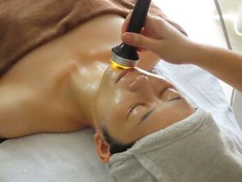 ベル/小顔フェイシャル