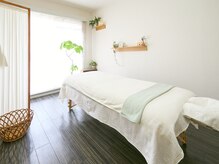 ブエン ディア(Buen Dia)/低反発幅広ベッド使用