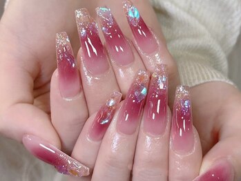 ブルームビューティ― 新宿(Blooｍ Beauty)の写真/【東新宿駅徒歩4分】短い爪でも大丈夫！理想のフォルム・長さを実現するネイルサロンです★