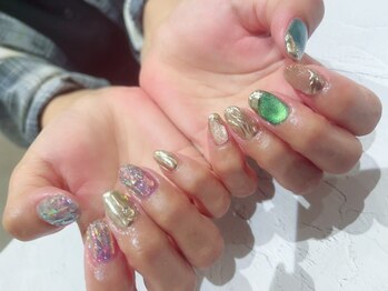 アイラッシュグラム(Eyelash glam)/華やかネイル
