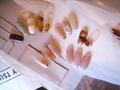 アロアロネイル(aloalo nail)の写真