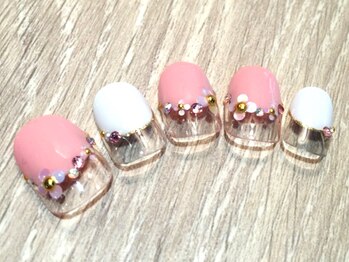 クリスタルネイル ボンベルタ橘店(CRYSTAL NAIL)/丸フレンチ