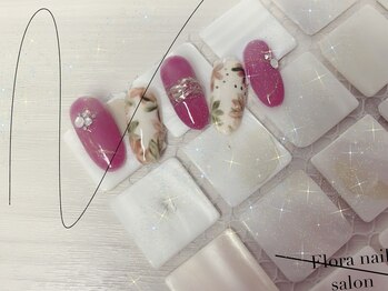 フローラネイルサロン/