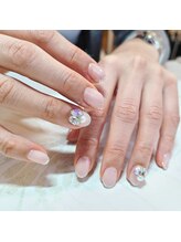 ネイルアンドまつげエクステ専門サロン スリー(THREE)/ラメフレンチ立体ビジュー