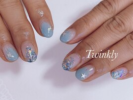 シンプルアートのseasonネイル