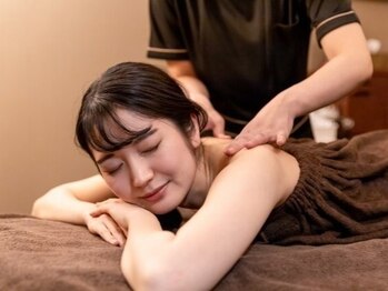 ディアカラダ(Dearカラダ)の写真/<季節の変わり目に>アロマ・岩盤マットで温めリンパマッサージ♪肩こりや腰痛、全身の疲れを解消◎