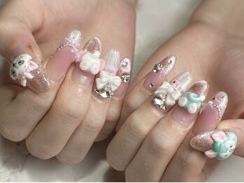 クロレ(Nail Salon COLORE)/キャラクターネイル 担当:粥川
