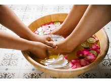 パリサ(Pharisa)の雰囲気（全メニュー足湯付き！ホットハーブの足湯でポカポカに♪）