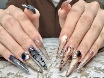 コンフォート(Comfort)の写真/大須駅すぐ♪ 長さだし＋パーツ8,800円から /パーツつけ放題メニューもあり/パーツ500種類以上/完全個室