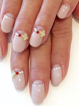 リュストゥール アンド フォンス(Lustr'e&fons)/シンプルでガーリー