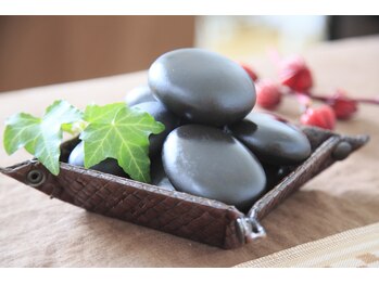 ローズ(Rose)/ホットストーン [都立大学]