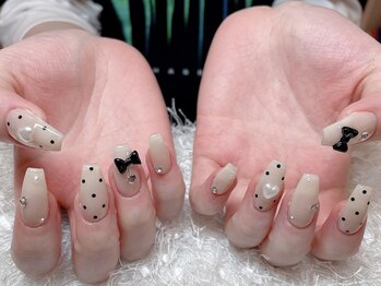 レアネイル 新宿(le'a nail)/ドットネイル