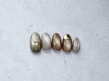 ネイルアンドアイラッシュ サロン エルザ(Nail&Eyelash Salon Elsa)/月替わりトレンドデザイン¥11000