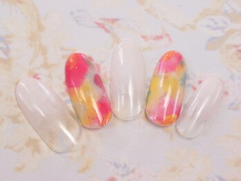 エムネイル(M Nail)/華やか手書きフラワー