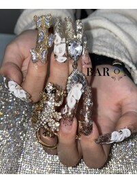 デカパネイル☆