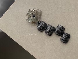 ブラックストーンネイル