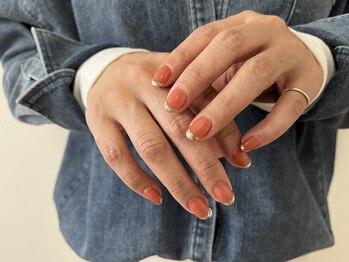 ヌイ(nuii)の写真/シンプルなのに印象的☆大人の女性に寄り添う上品デザインと、ケア重視の施術で“魅せられる指先”へ◎