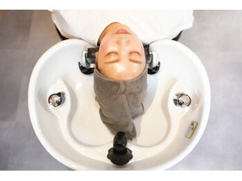 ルエリア(Ruellia)/ヘッドスパ