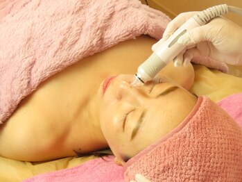 ルヴィオール バイ クニコ(L’VIOR BY Kuniko)の写真/大人女性のためのサロン♪周りを気にせず、リラックスして施術を受けられます！初めての方にもお勧めです◎