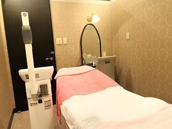 エステサロン さくら 新横浜プリンスペペ店/お手入れルーム