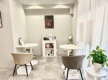 ポーラ 川口本町店(POLA)の雰囲気(店内は落ち着いたグレイで統一され、清潔感があります。)