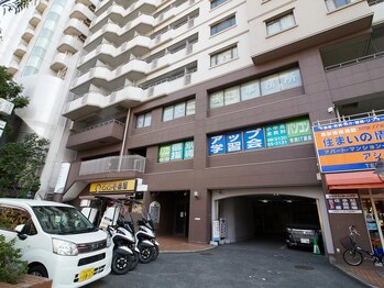 父さん専用ヒゲ脱毛の店/建物全体像　＃ヒゲ脱毛