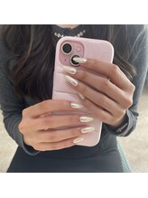 ムーイ 外苑前(mooi.)/ivory × aurora