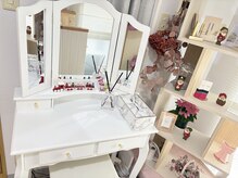 可愛い店内♪メイクスペース有り♪