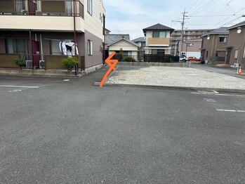 アエオボンヌール(A.E.O BONHEUR)/サロンまで