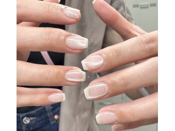 サララ(SALALA)/マグネットネイル♪