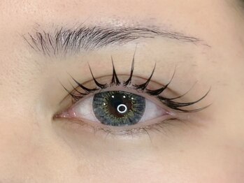 まつげエクステ専門店 ビューティーアイラッシュ メルサ栄店の写真/【女子力UP】メーテルラッシュで横幅UP。タレ目効果で優しい印象に☆一重や奥二重の方にも人気のデザイン♪