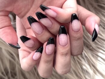 ティーエヌ 梅田店の写真/【NEW★クリアフレンチコース￥6000】+￥550でベースカラー追加OK◎付替オフ無料&爪に優しいフィルイン込！