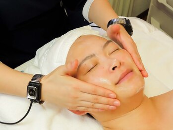 ジョジョイー(JoJoYEE)/小顔矯正