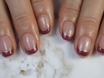 Nail-HAULERの写真/大人可愛いショートネイルで叶うオフィスネイル◎指先を彩るシンプルネイル★