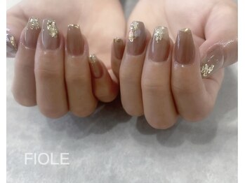 フィオル(FIOLE)/monthly design