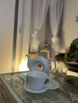 アンドムーン(and moon)/ホットドリンクサービスあり。