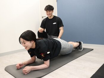 ヒワラニ 大阪店(HIWALANI)の写真/【体験加圧トレーニング￥500~】個室空間での、周りを気にしないパーソナルトレーニング★