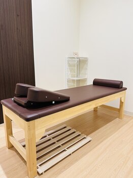 はぴねす鍼灸整骨院 大阪ドームシティ院/半個室完備