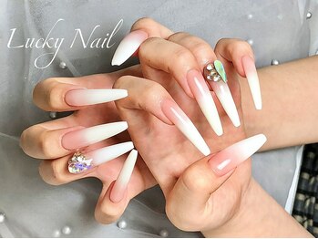 【ネイル専門】Lucky Nail Studio パラジェル/フィルイン/長さだし/持ち込み/ワンホンの写真/自然な長さ出し×抜群の再現力で自分史上最高の指先に☆イベントなどで綺麗に魅せたい方必見!