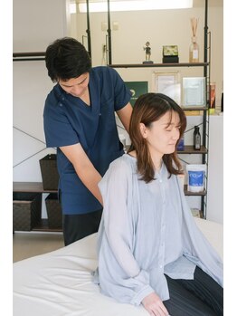 整体院 清架(SEIKA)/身体のチェックを行います