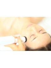 アロマアンドフェイシャルサロン &nbsp;エメシェリー(aimercherie)/デコボコ悩み肌にもオススメ！