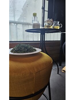 ミホズルーム(Miho‘s room)/ハーブティーとよもぎ蒸し