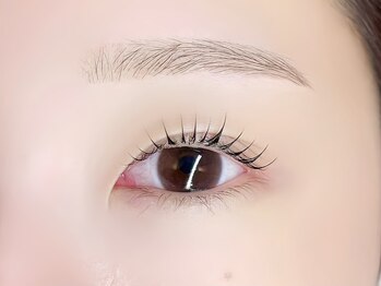 クウネル(Qoonel)/まつげパーマ（毛質改善）+眉毛